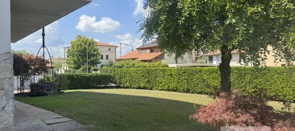 3 Schlafzimmer Villa in Torri di Quartesolo, Italy, Nr. 324372 4