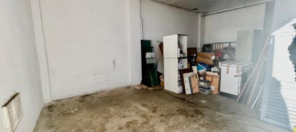  مرآب في Turin, Italy 30متر مربع رقم 41237 7