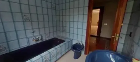 1073m² Commercial property in Medina del Campo, Spain No. 141305 9