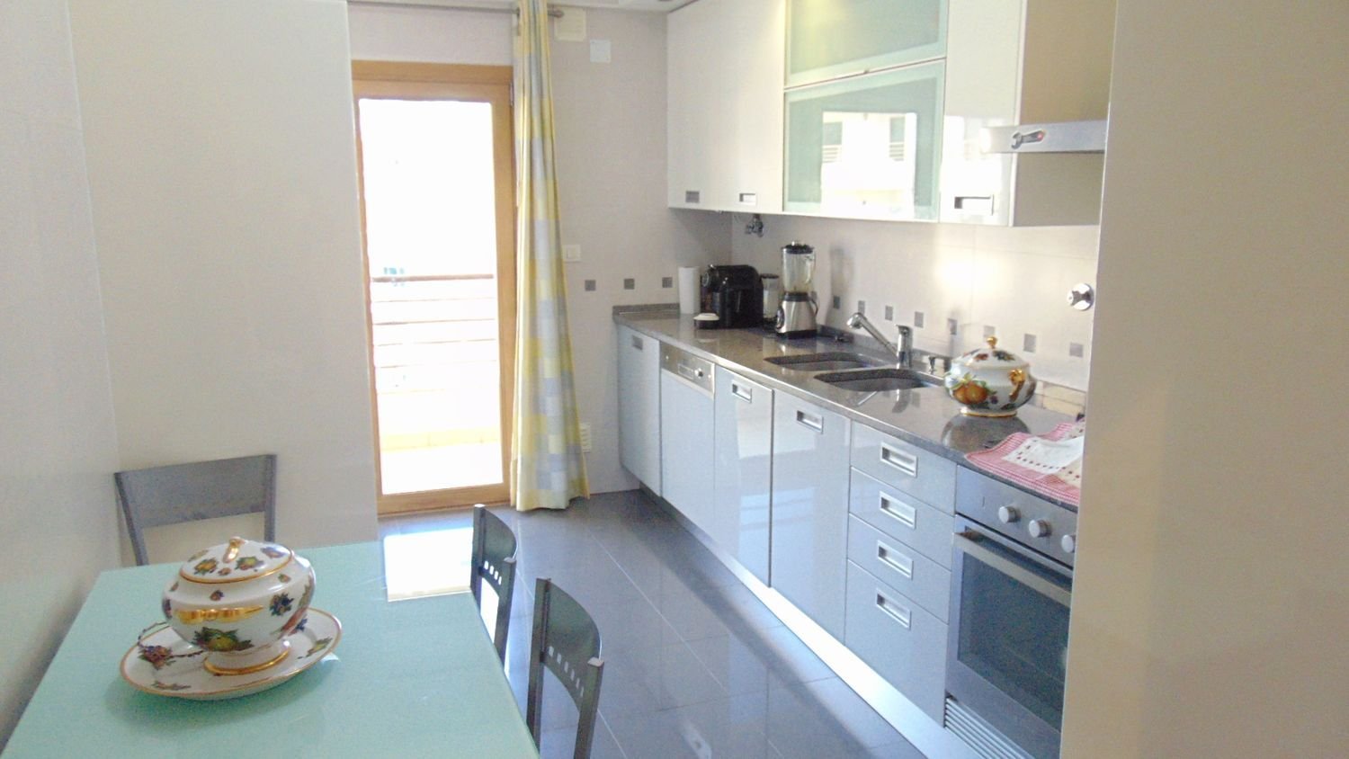 Apartamento de 2 dormitorios en Odivelas, Portugal No. 288351