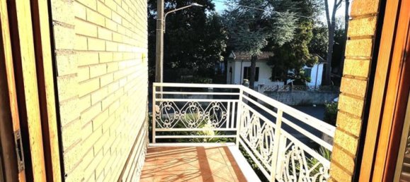 6غرفة شقة في Massa, Italy رقم 178907 24