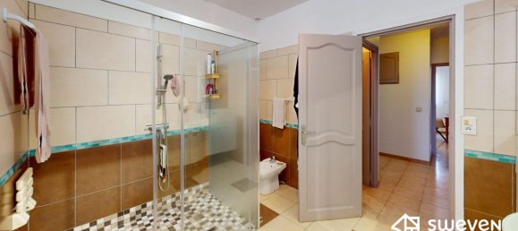 6 bedrooms House in Thuir, France No. 286532 8