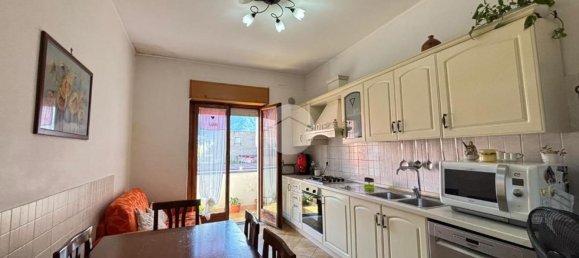 3 bedrooms Apartment in Castellammare di Stabia, Italy No. 376766 8