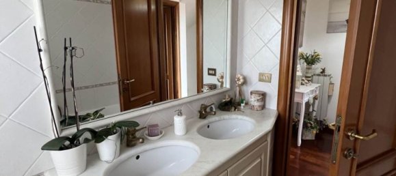 Villa de 9 divisões em Monterotondo, Italy N.º 297122 40