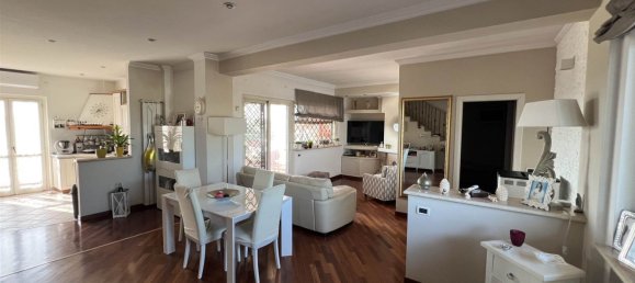 Villa de 9 divisões em Monterotondo, Italy N.º 297122 26