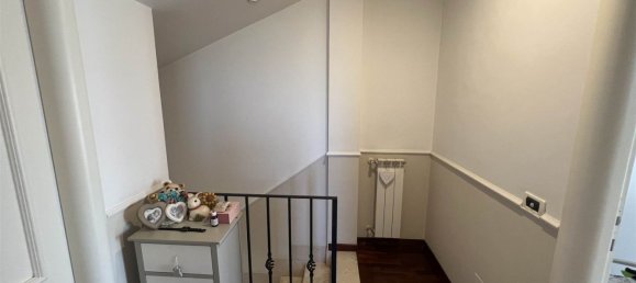 Villa de 9 divisões em Monterotondo, Italy N.º 297122 7