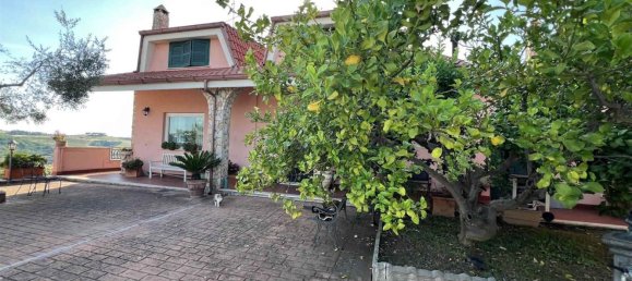 Villa de 9 divisões em Monterotondo, Italy N.º 297122 23