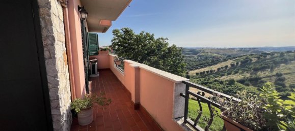 Villa de 9 divisões em Monterotondo, Italy N.º 297122 32