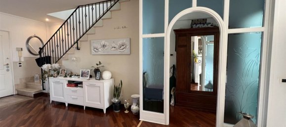 Villa de 9 divisões em Monterotondo, Italy N.º 297122 31