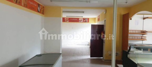 Imóvel comercial de 3 divisões em Gubbio, Italy N.º 104626 4