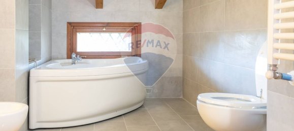 3 bedrooms Apartment in Vanzago, Italy No. 358036 22