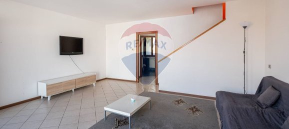 3 bedrooms Apartment in Vanzago, Italy No. 358036 6