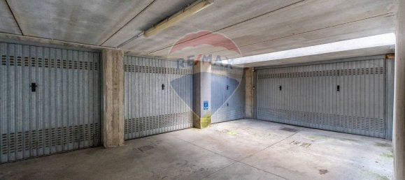 3 bedrooms Apartment in Vanzago, Italy No. 358036 33