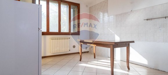3 bedrooms Apartment in Vanzago, Italy No. 358036 10