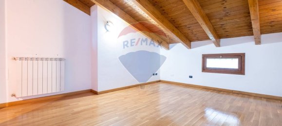 3 bedrooms Apartment in Vanzago, Italy No. 358036 24