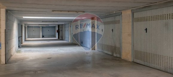 3 bedrooms Apartment in Vanzago, Italy No. 358036 34