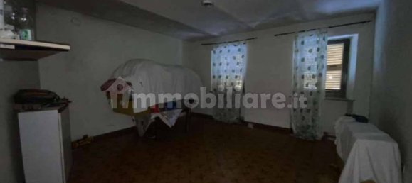 Дом с 4 спальнями в Кортильоне, Италия № 261448 9