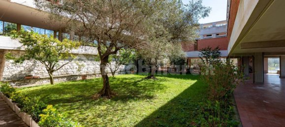 5 rooms Building in Leivi, Italy No. 39194 2