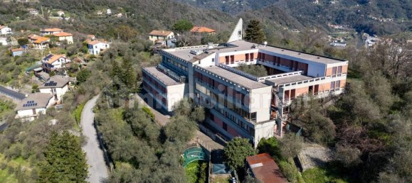 5 rooms Building in Leivi, Italy No. 39194 49