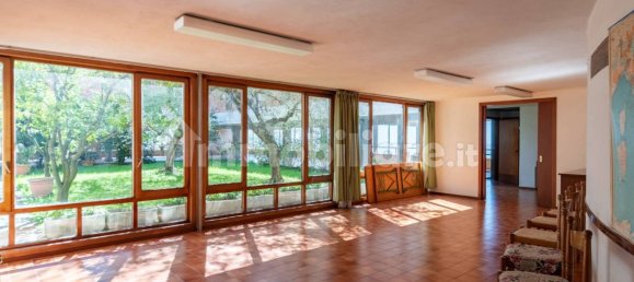 5 rooms Building in Leivi, Italy No. 39194 7