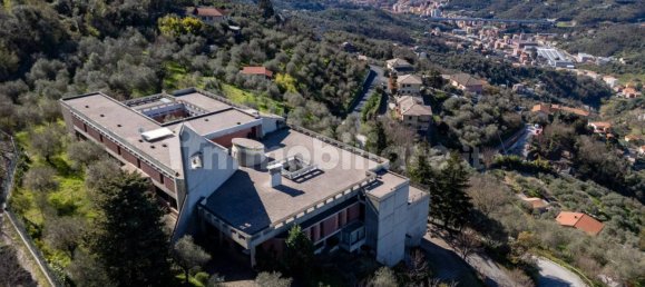 5 rooms Building in Leivi, Italy No. 39194 48