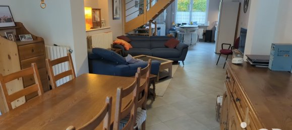 3 bedrooms House in Saint-Amand-les-Eaux, France No. 225042 4