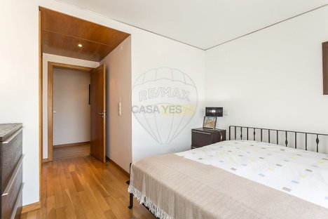 4 bedrooms Apartment in Almada, Portugal No. 117505