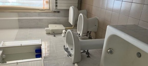 4 rooms Apartment in Varazze, Italy No. 98699 4