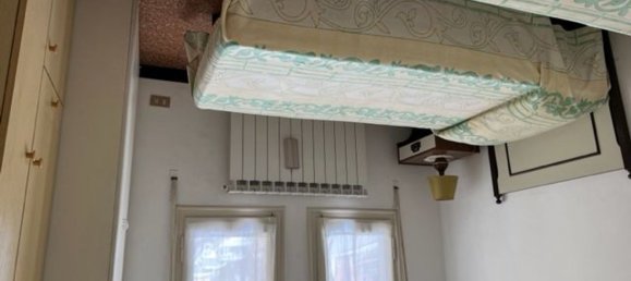 4 rooms Apartment in Varazze, Italy No. 98699 3