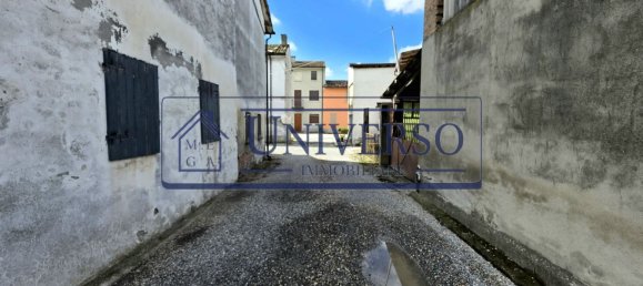 2 Schlafzimmer Haus in Pinarolo Po, Italy, Nr. 359524 16