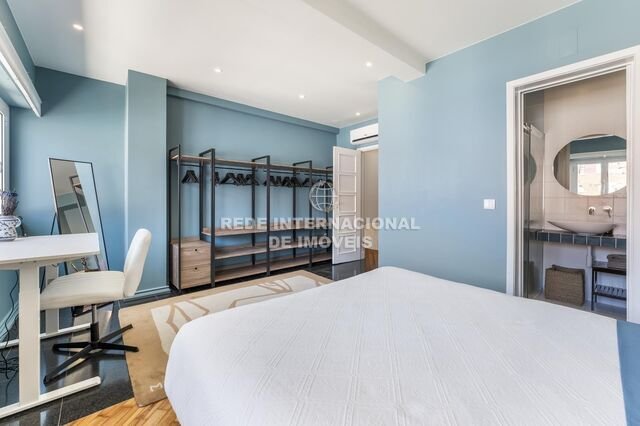 2 bedrooms Apartment in Lisbon, Portugal No. 202702