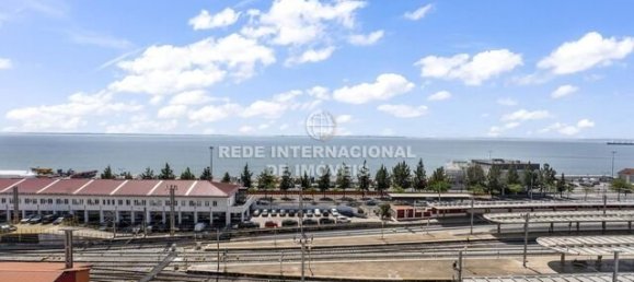 2 bedrooms Apartment in Lisbon, Portugal No. 202702 15