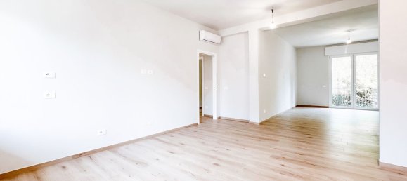 4 Schlafzimmer Wohnung in Sassuolo, Italy, Nr. 372269 7