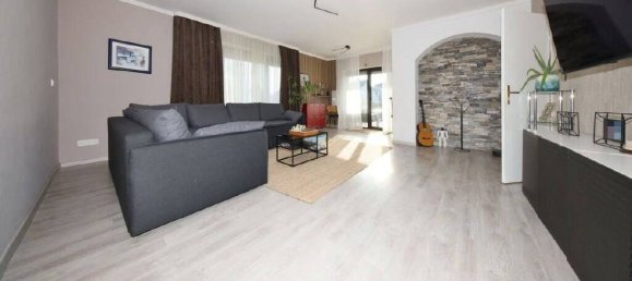 Adosado de 11 habitaciónes en Wilhelmshaven, Germany No. 15511 8