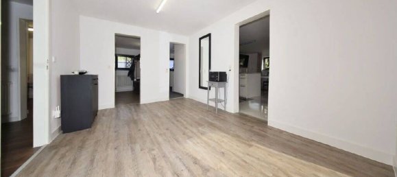 Adosado de 11 habitaciónes en Wilhelmshaven, Germany No. 15511 25