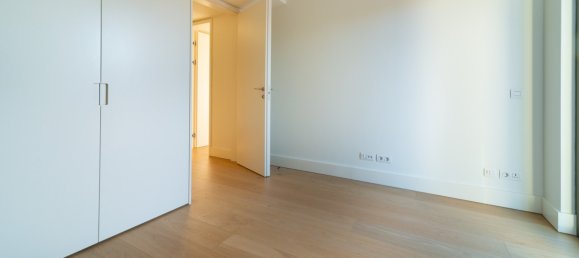 Квартира с 4 спальнями в Лиссабон, Португалия № 124186 22