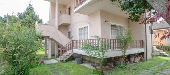 Villa de 10 habitaciónes en Brescia, Italy No. 11606 61