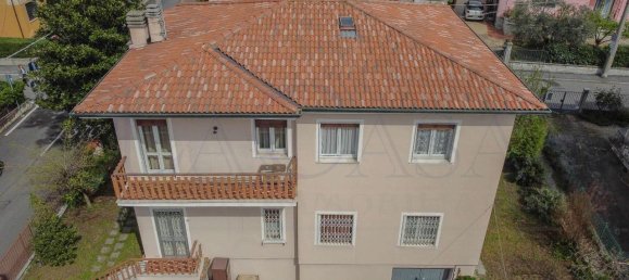 Villa de 10 habitaciónes en Brescia, Italy No. 11606 20