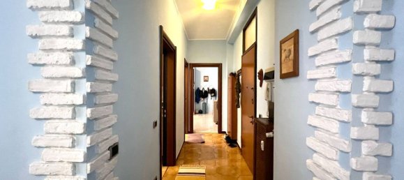 2 bedrooms Apartment in Monza, Italy No. 361160 3