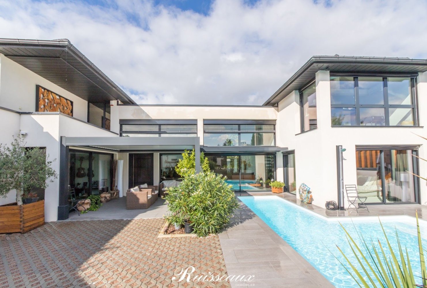 4 chambres Maison à Daix, France No. 191015