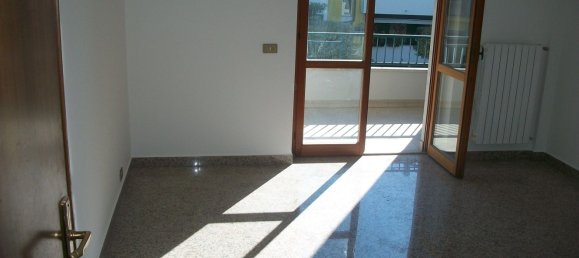 4 rooms Apartment in Lanciano, Italy No. 306446 17