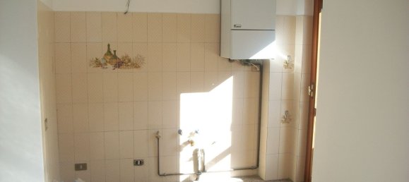 4 rooms Apartment in Lanciano, Italy No. 306446 5