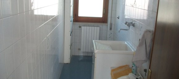 4 rooms Apartment in Lanciano, Italy No. 306446 14