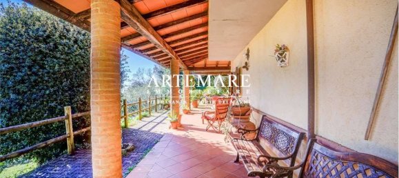 3 Schlafzimmer Villa in Pietrasanta, Italy, Nr. 81413 5