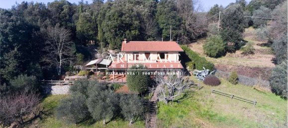 3 Schlafzimmer Villa in Pietrasanta, Italy, Nr. 81413 35