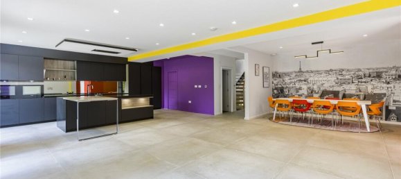 5 bedrooms House in Brookmans Park, United Kingdom No. 6521 21