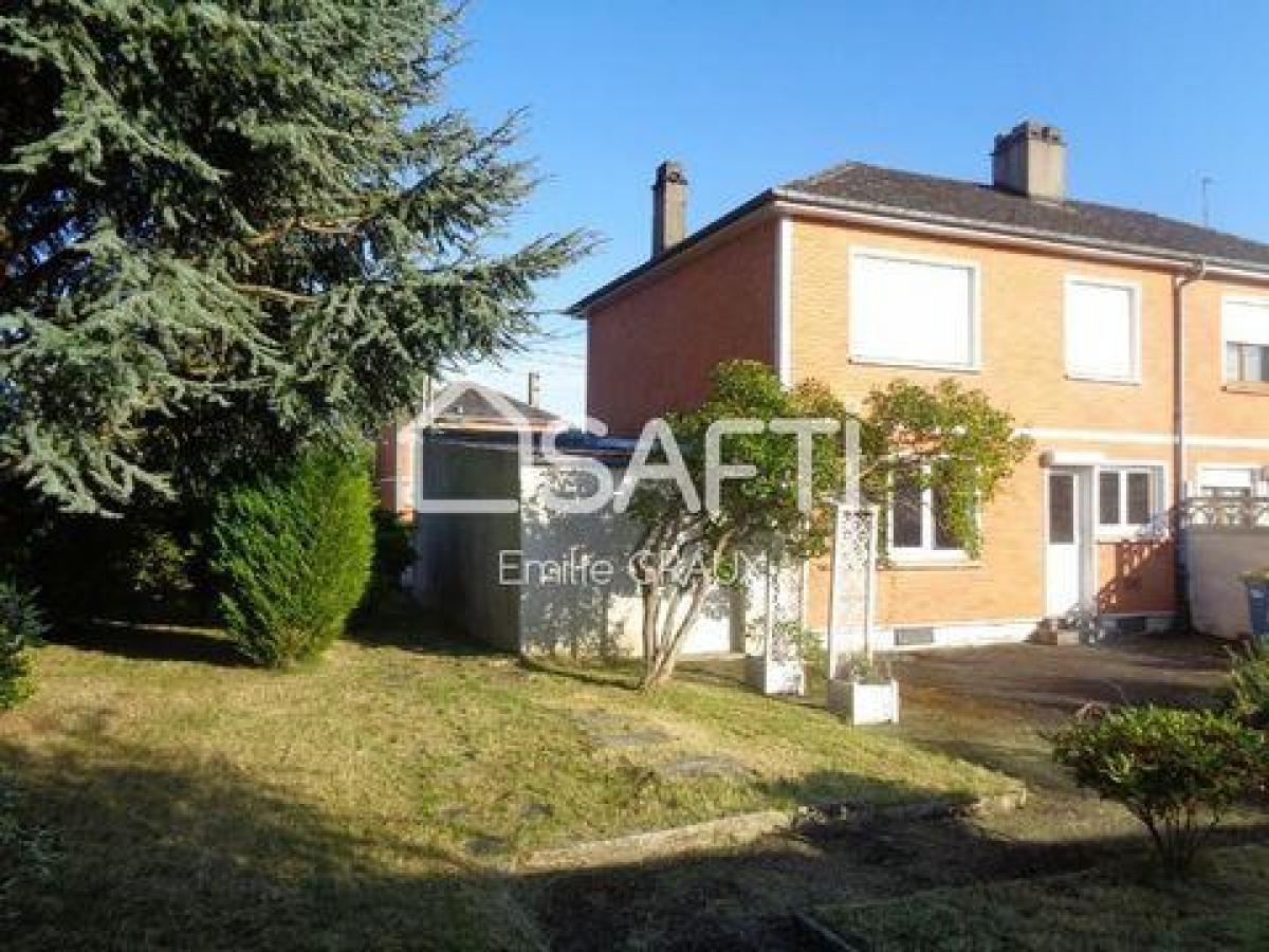 Casa T3 em Hirson, France N.º 5897