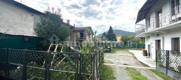 3 bedrooms Villa in Val della Torre, Italy No. 7973 32