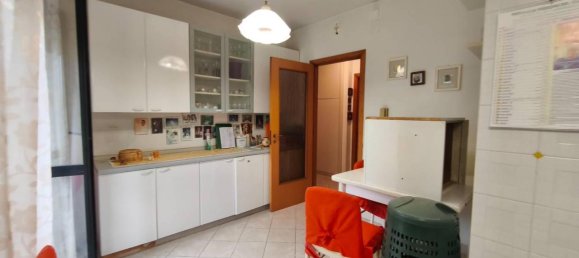 5غرفة شقة في Montesilvano, Italy رقم 30875 2