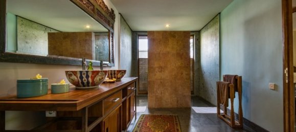5 Schlafzimmer Villa in Canggu, Indonesia, Nr. 3065 8